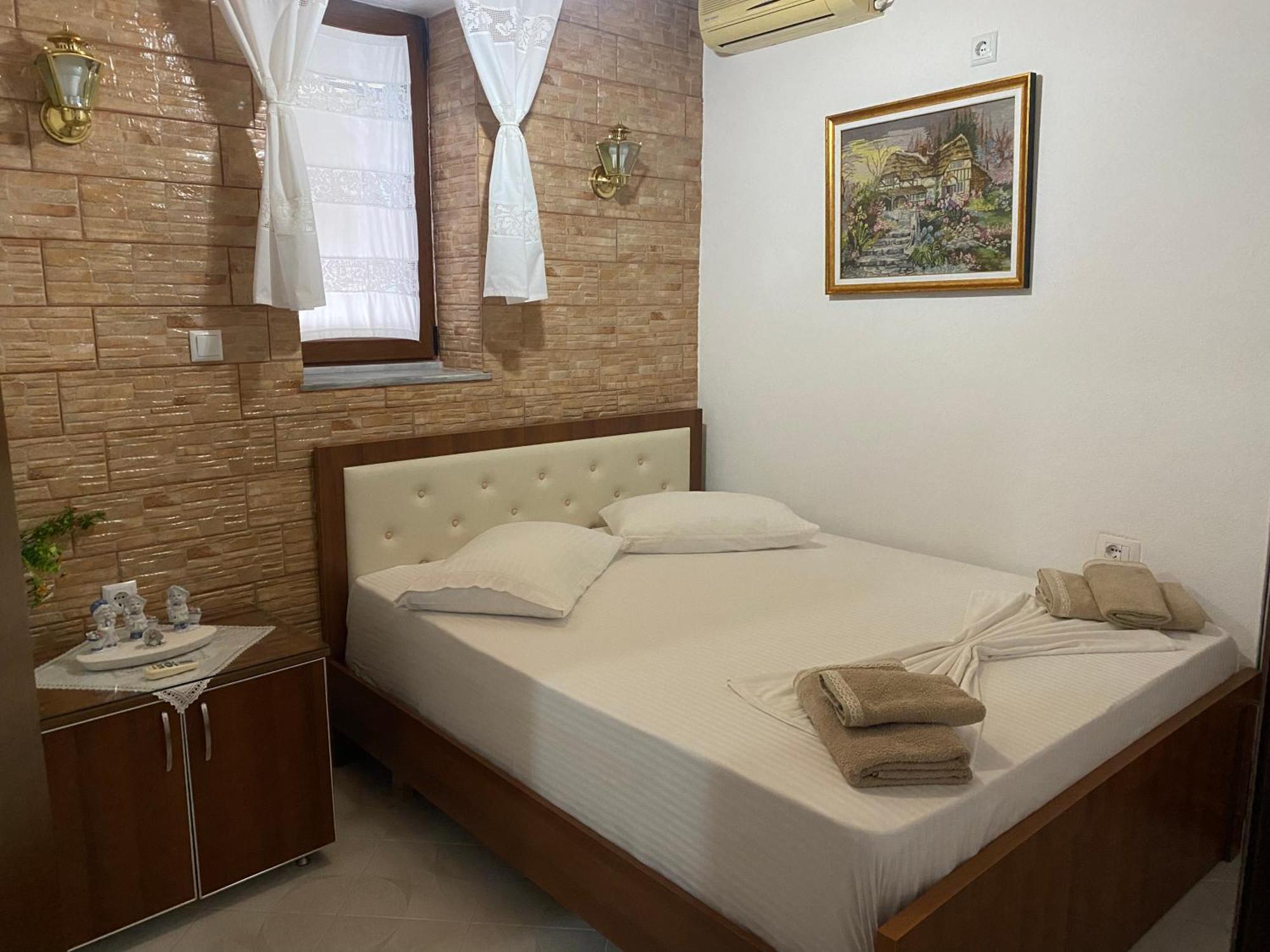 Panoramic View Guest House ジロカストラ エクステリア 写真