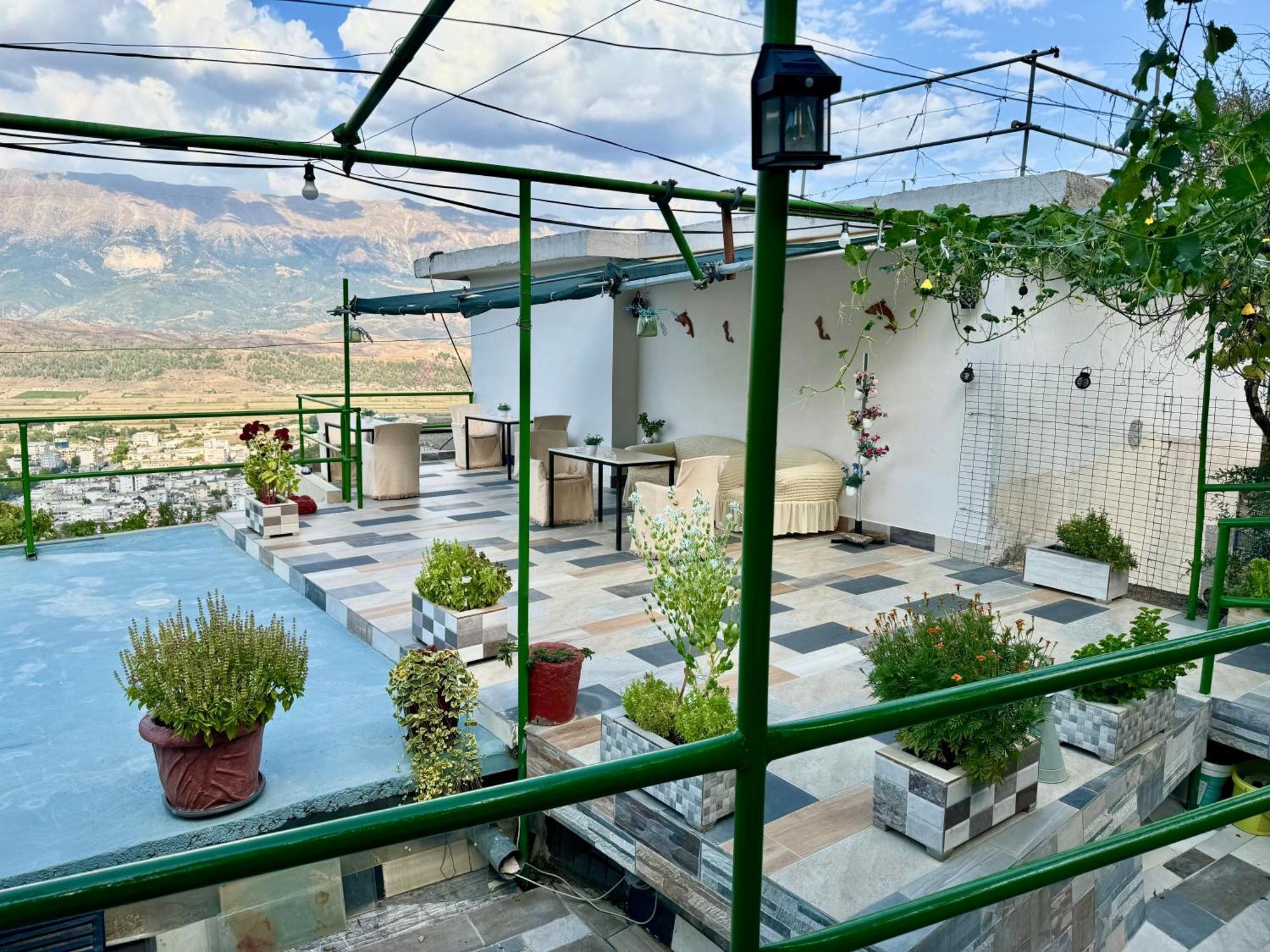 Panoramic View Guest House ジロカストラ エクステリア 写真